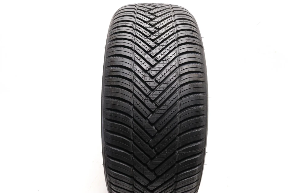 Juego de 2 Despegue 215/50R17 Hankook Kinergy 4S2 - 95W - 9/32 Sin Reparaciones Foto 2 de 4