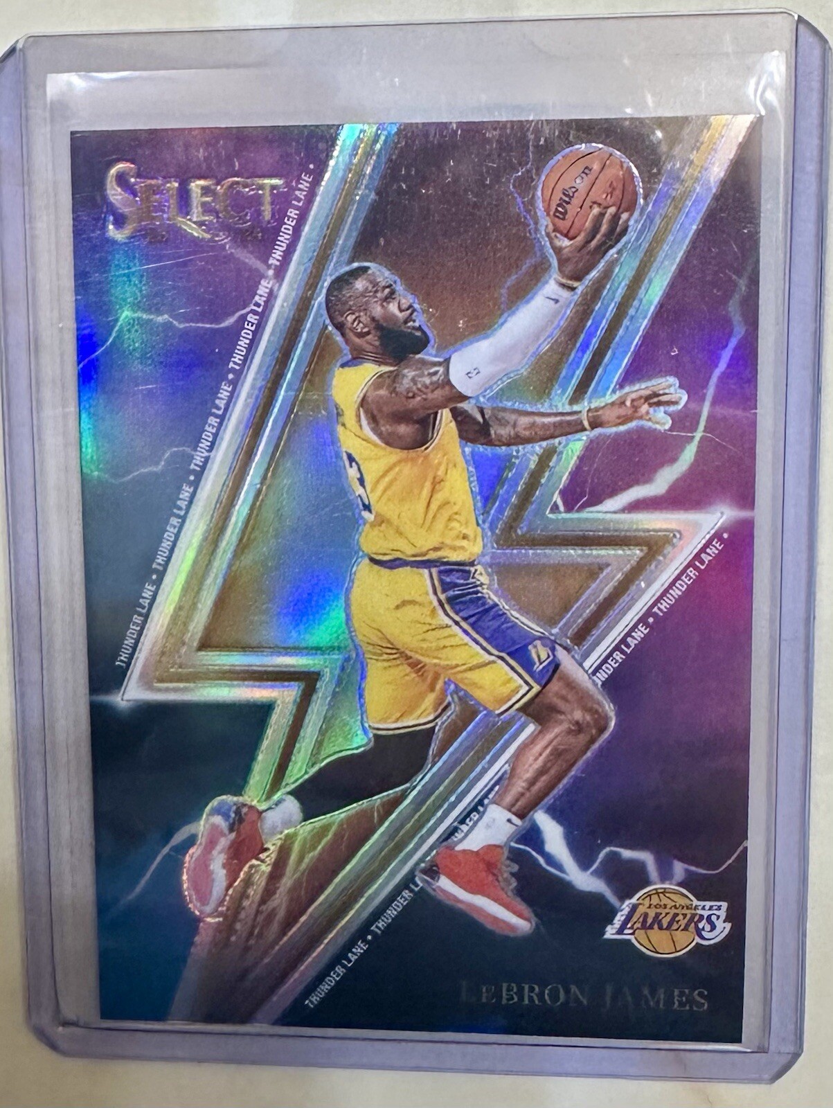 2023-24 Panini Select - Thunder Lane Silver Prizm #8 LeBron James