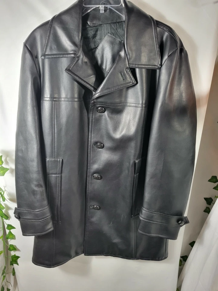 Gabardina vintage negra imitación cuero/vinilo sin marca usada ver fotos