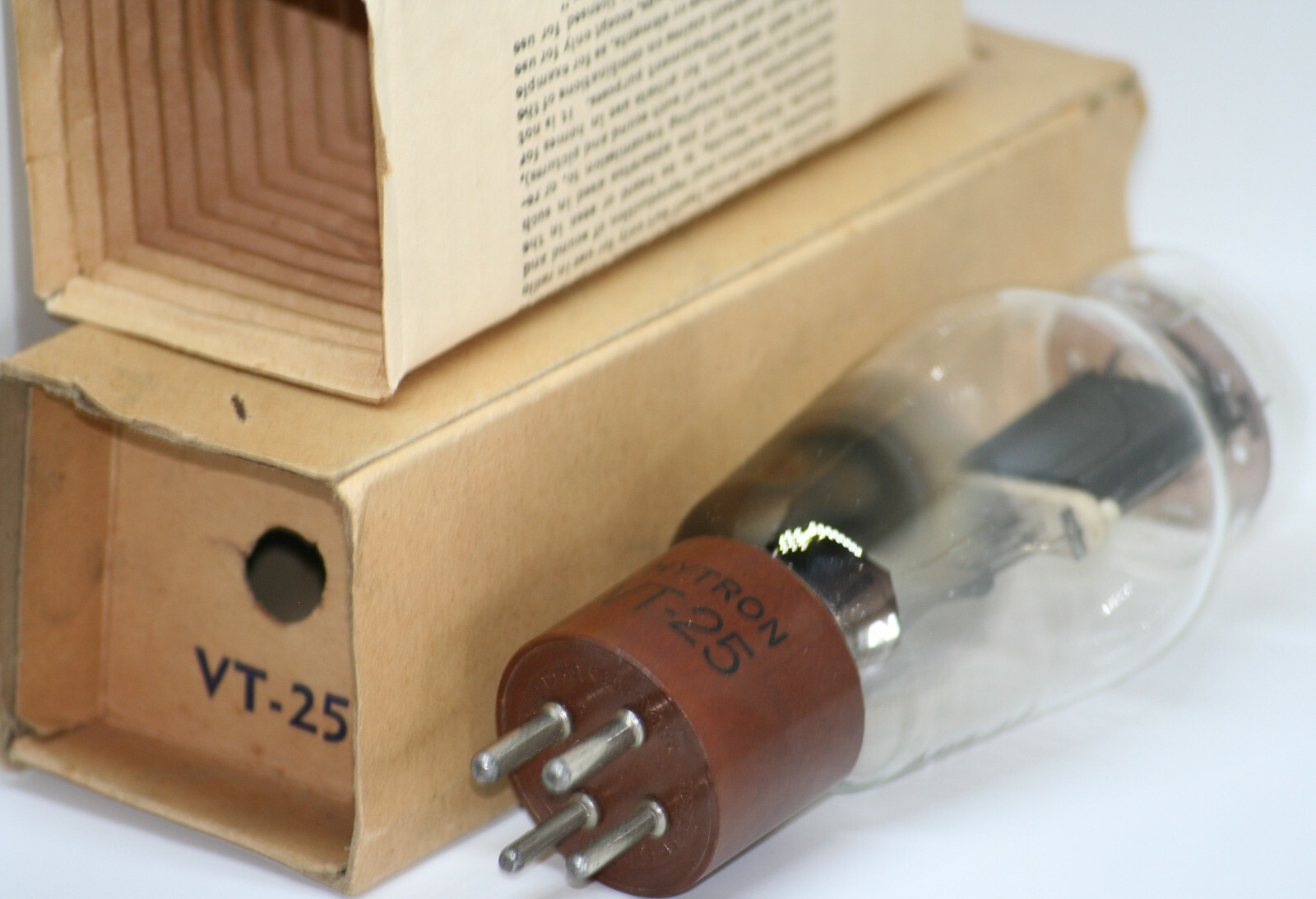 VT25 10Y HYTRON Tube VT25 Valve NOS Tube RADIO Transmitter BC 191 375