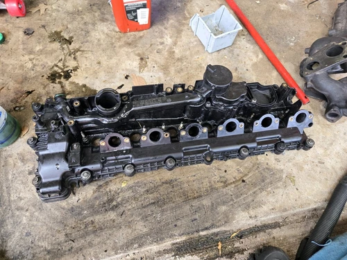 2009-2013 BMW 335D X5 (E90 E70) 3.0L M57 TWIN TURBO DIESEL ENGINE VALVE COVER