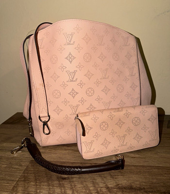 Louis Vuitton Pink Monogram Crossbody Bag Zip, Detachable Strap, Pouch