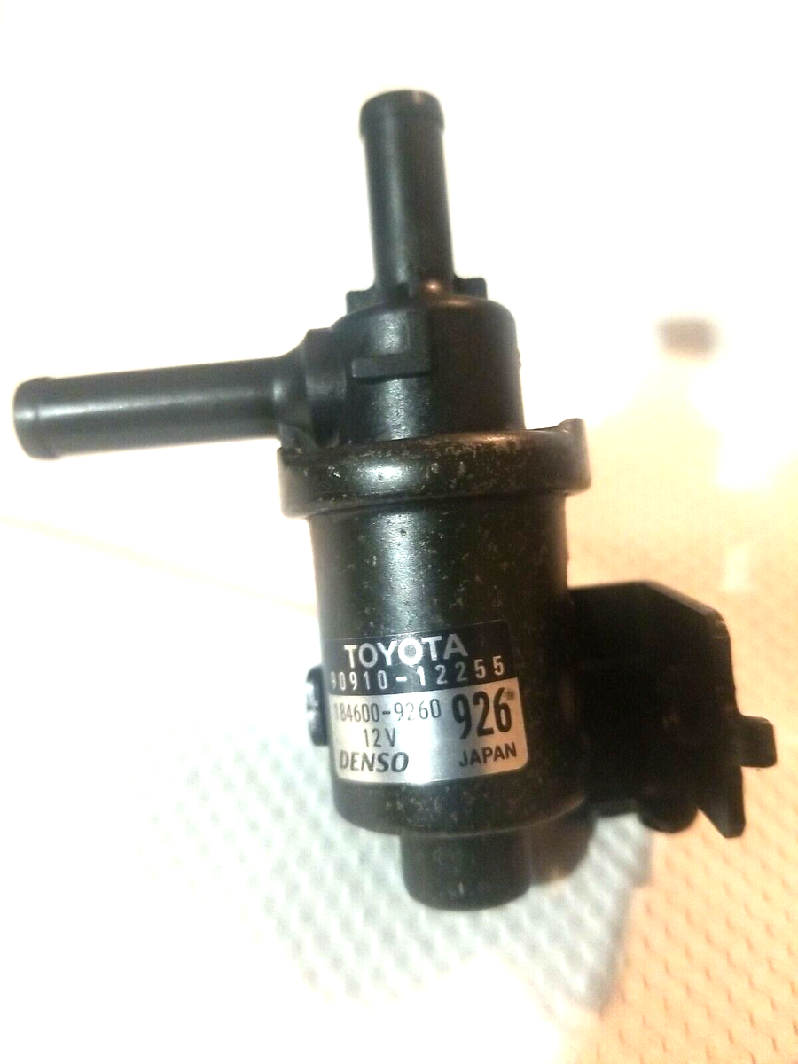 2003-'04 Toyota Corolla Matrix GENUINE Vacuum Switch Valve OEM