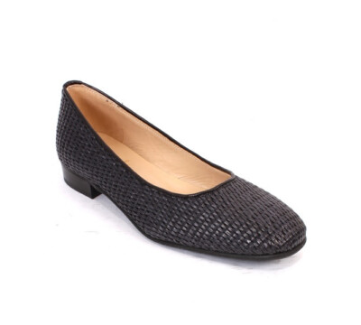 Luca Grossi 344 Black Raffia Leather Pumps Shoes 37 / US 7