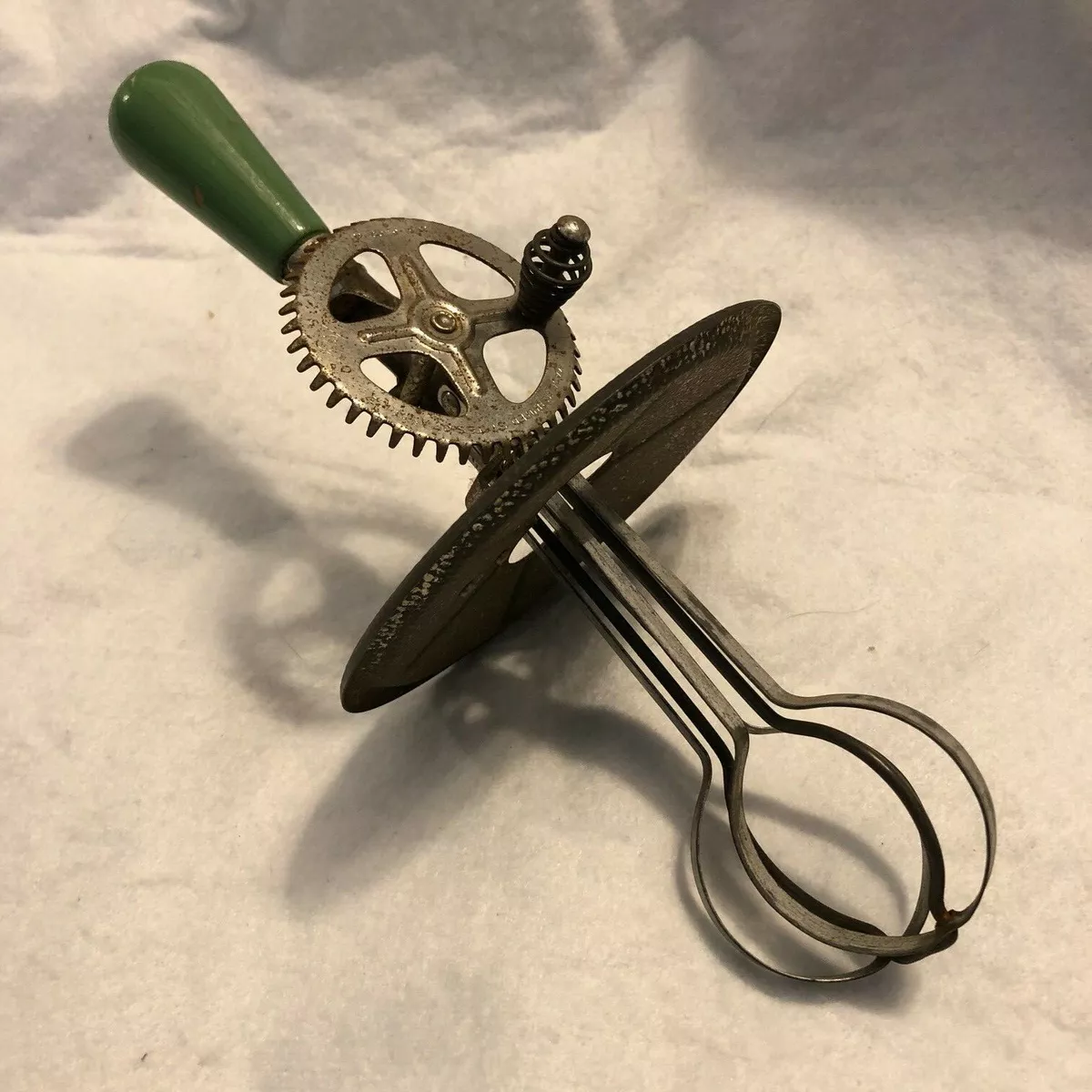 Vintage Hand Crank Egg Beater With Splash Lid Green Wood Handle fits Pyrex  Jar