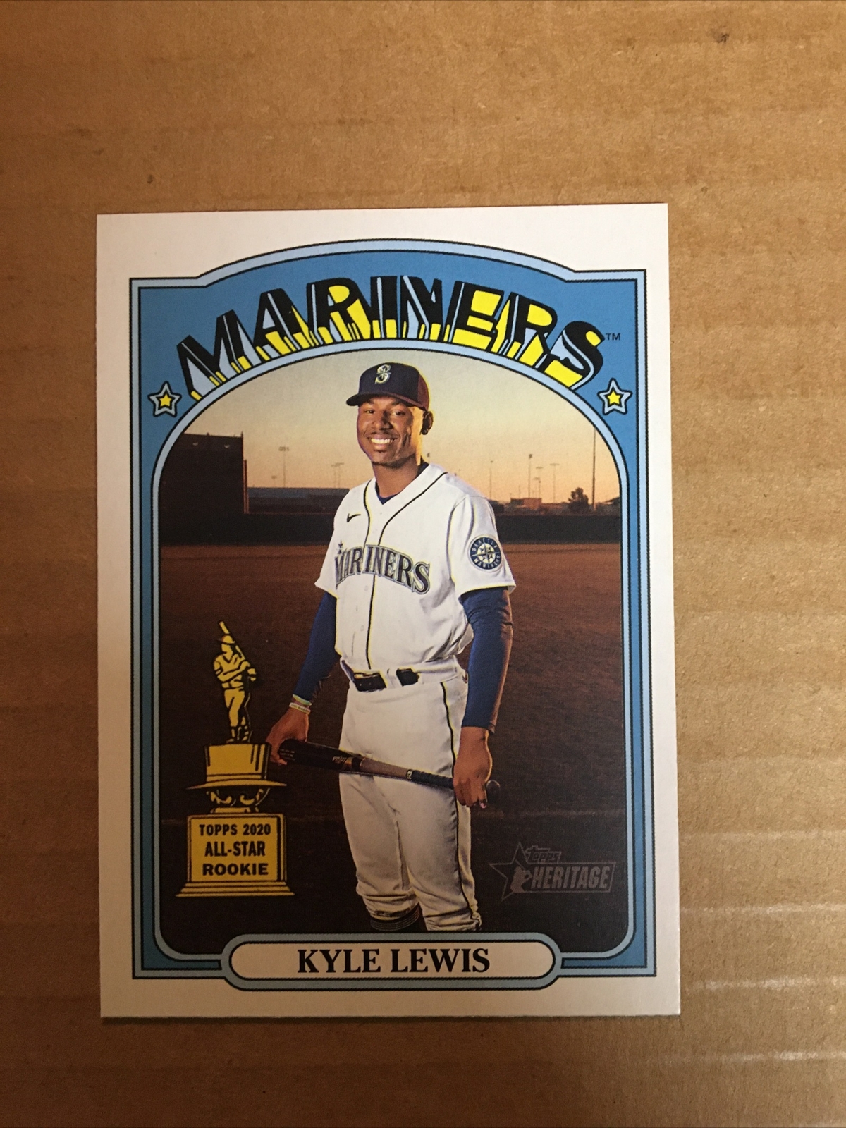 2021 Topps Heritage Kyle Lewis #101