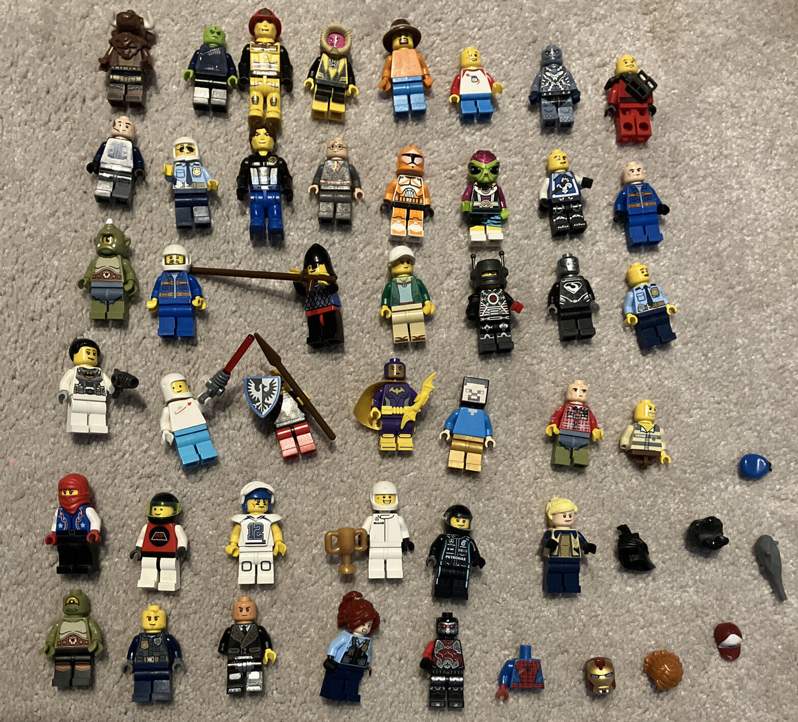 Lot Of 40 Lego Minifigures Batman Police AMG football Jurassic Soldier Knight