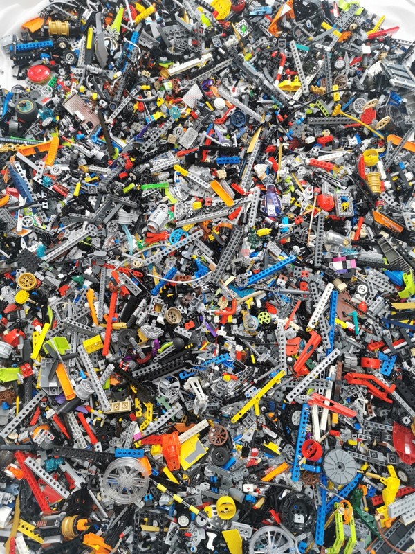 lego technic bundle 1 KG job lot mixed technical parts