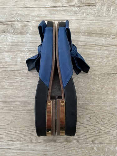 Chloe Leather Bow Sandals Blue Black Footbed Support Comfort Italy 40 Gold - Picture 5 of 8