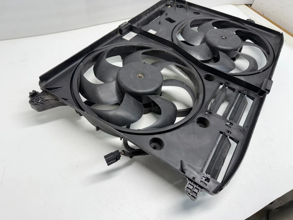 P503194 2013 - 2016 林肯 MKZ 冷却风扇 DG9T8C290-BG 原始设备制造商 — 第 2/4 张图片