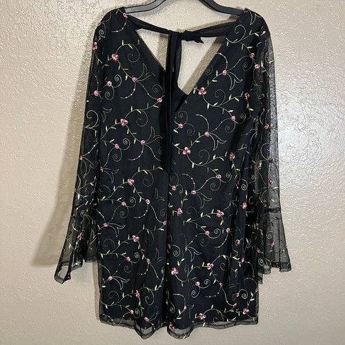 BCBGeneration schwarzes Kleid mit Blumenstickerei neu mit Etikett - Bild 5 von 9