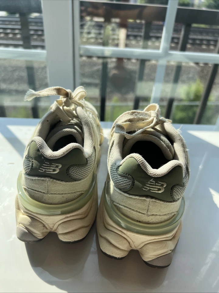 New Balance 9060 Kids Sneakers Size 3 Green/Grey - Image 3 of 4