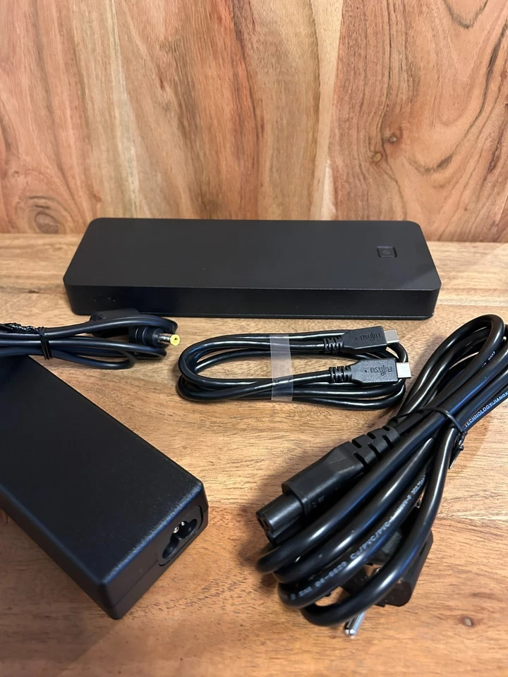 Dockingstation USB-C Fujitsu NPR44 Portreplicator - Neu OVP inkl. 90W Netzteil - Bild 2 von 4