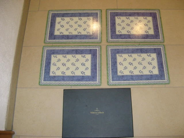 Villeroy &Boch-Rarität-Switch 3- Tisch Sets-4 Stück im Karton-Korkunterseite