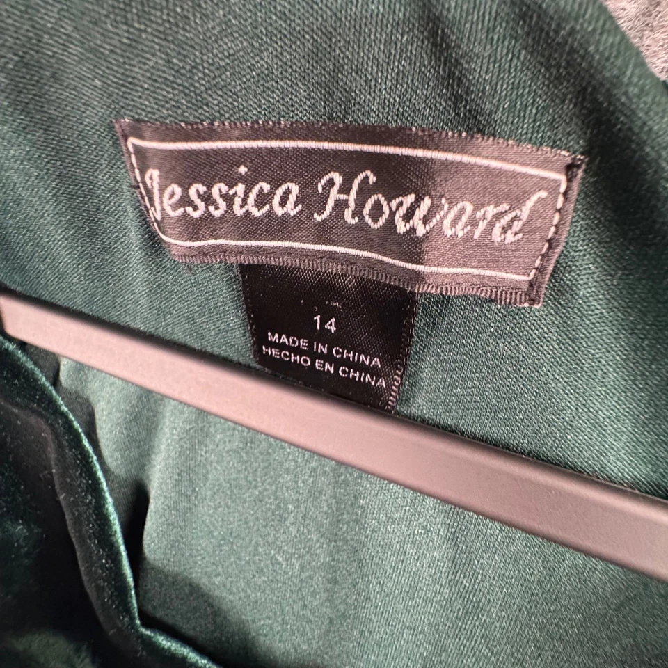Vestido Jessica Howard Verde Esmeralda Terciopelo Capucha Cuello Vaina 14 Vacaciones Cóctel Foto 2 de 4