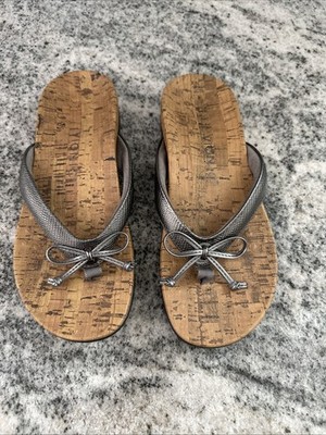Vionic Cassie Rock Sandals Size 6 In Pewter With Bow Design