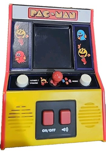 バンダイ BANDAI　マルチビジョンプロサッカー LSIゲーム Bandai Multi Vision Pro Soccer LSI Handheld Electronic Game