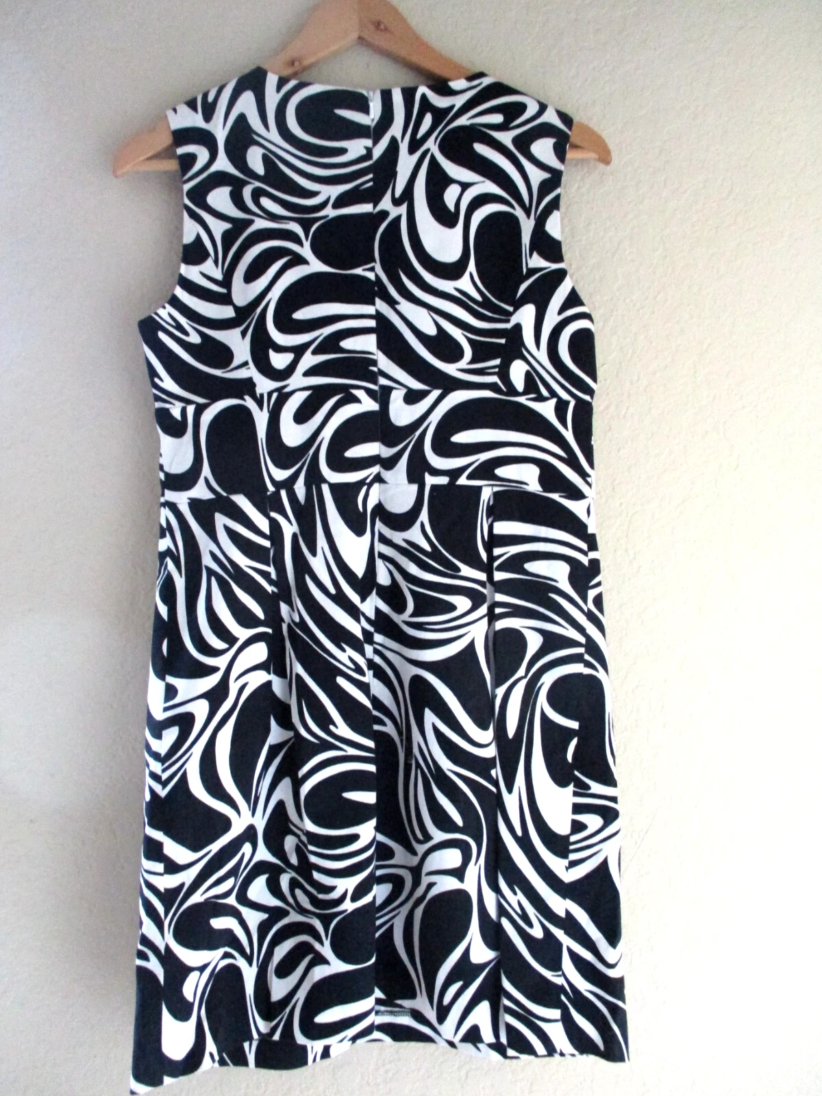 Abito tubino Michael Kors nero bianco vortice tg 8P nuovo con etichetta