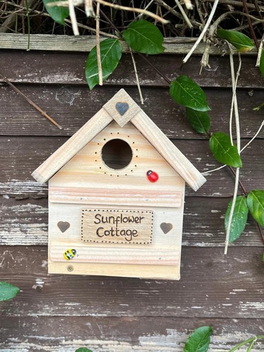 Cute Personalised Birdhouse Nest Box For Small Garden Birds - Picture 4 of 8