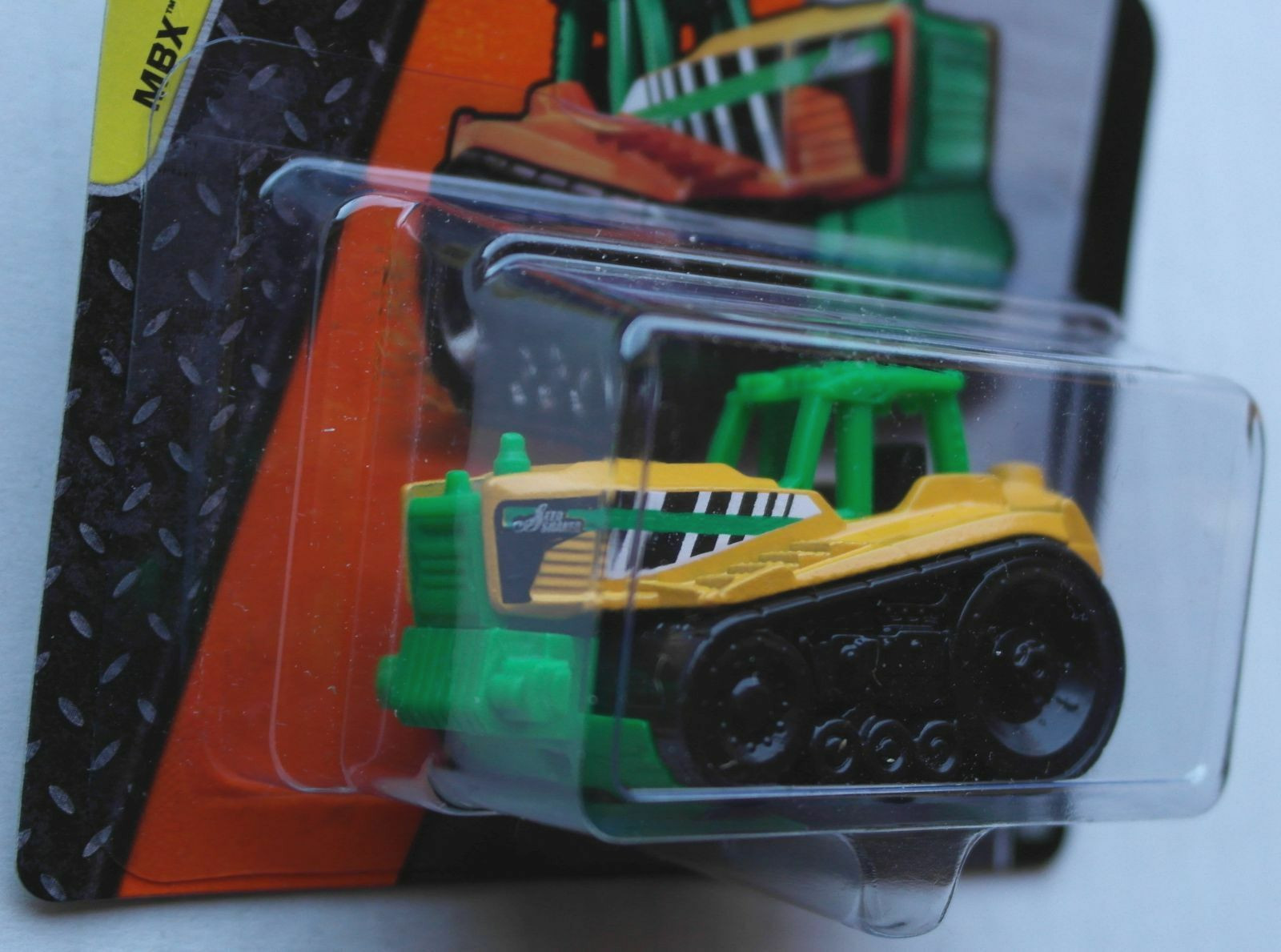 Matchbox Seed Shaker Traktor orangegrün NeuOVP MBX Construction Kettenfahrzeug