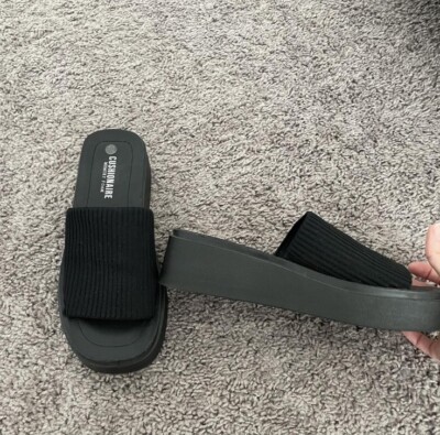Cushionaire Black Mule Sandals Size 6.5 Great Condition