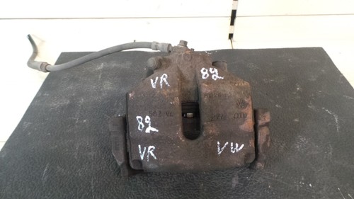 82* VW Passat Variant 2013 Bremssattel Vorne Rechts
