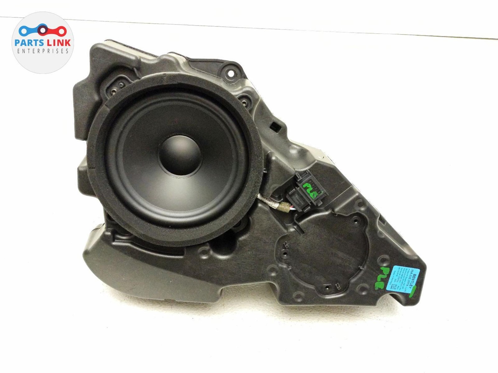 2016-20 BENTLEY BENTAYGA REAR LEFT SPEAKER SUBWOOFER DOOR BASS BOX GENUINE 636