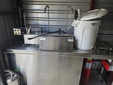Brute Commercial Donut Machine Electric With Hopper And Accessories