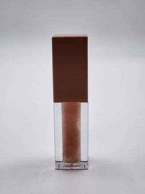 New KKW Beauty Lip Gloss Rose Gold NWOB