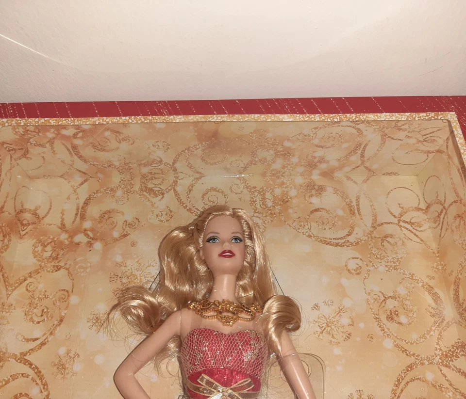 2014 BARBIE HOLIDAY MATTEL MAGIA DELLE FESTE NUOVA IN SCATOLA NRFB - Immagine 4 di 4