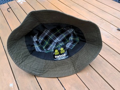 Vintage 80er Barbour Wachs Fischerhut grün 2 Wappen Größe Small/Medium 