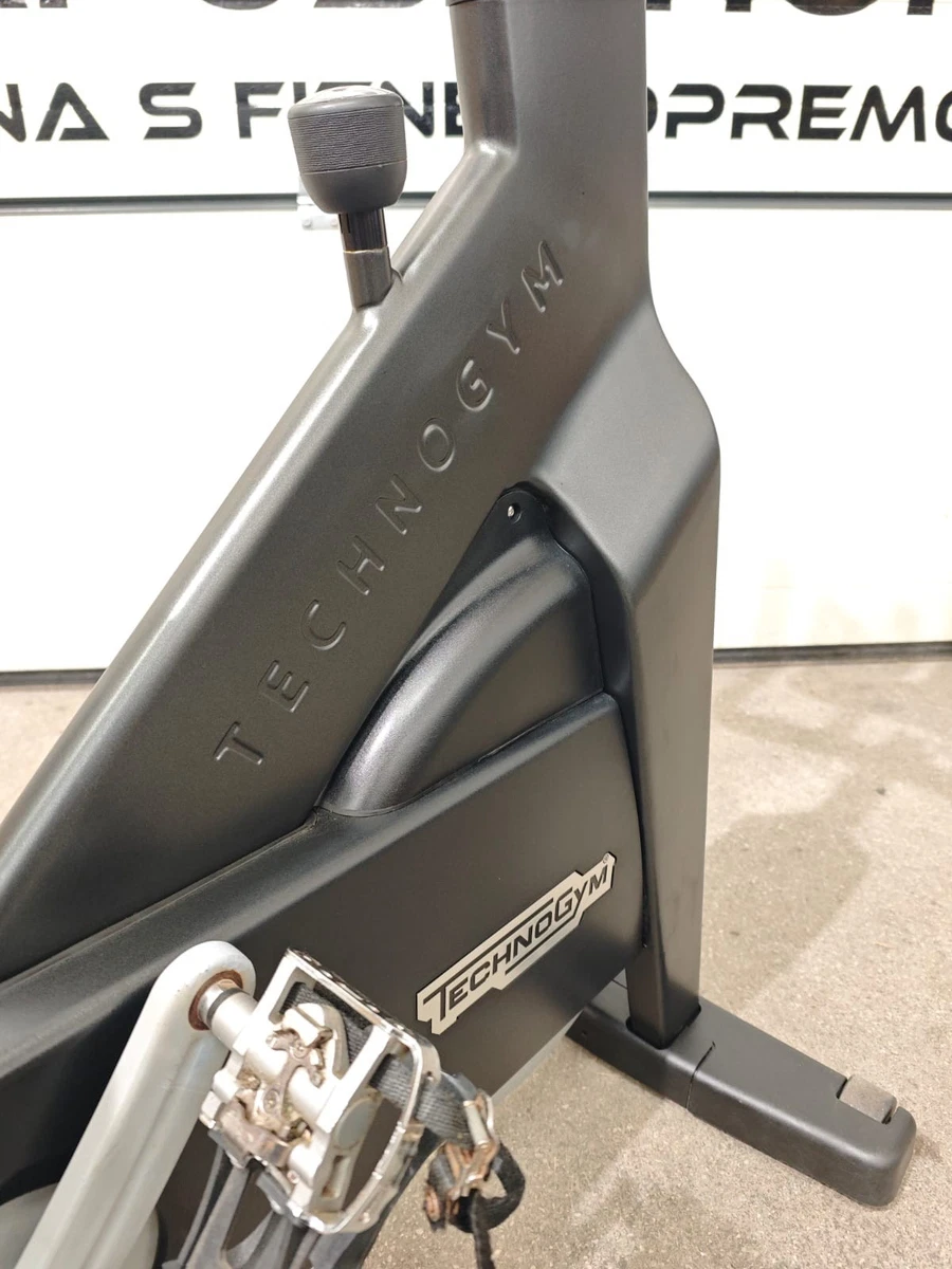 Technogym kolo Group Cycle HERO Connect (Display) Indoor Cycling Bike Black