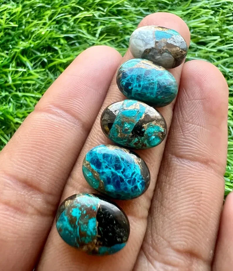 Lote de 5 piezas de cabujones ovalados de 10x14 mm color turquesa cobre búfalo blanco Foto 2 de 4