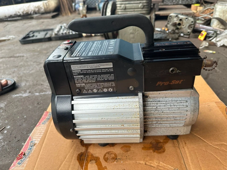 CPS REFRIGERANT RECOVERY SYSTEM MODEL TR21 - Image 2 of 4