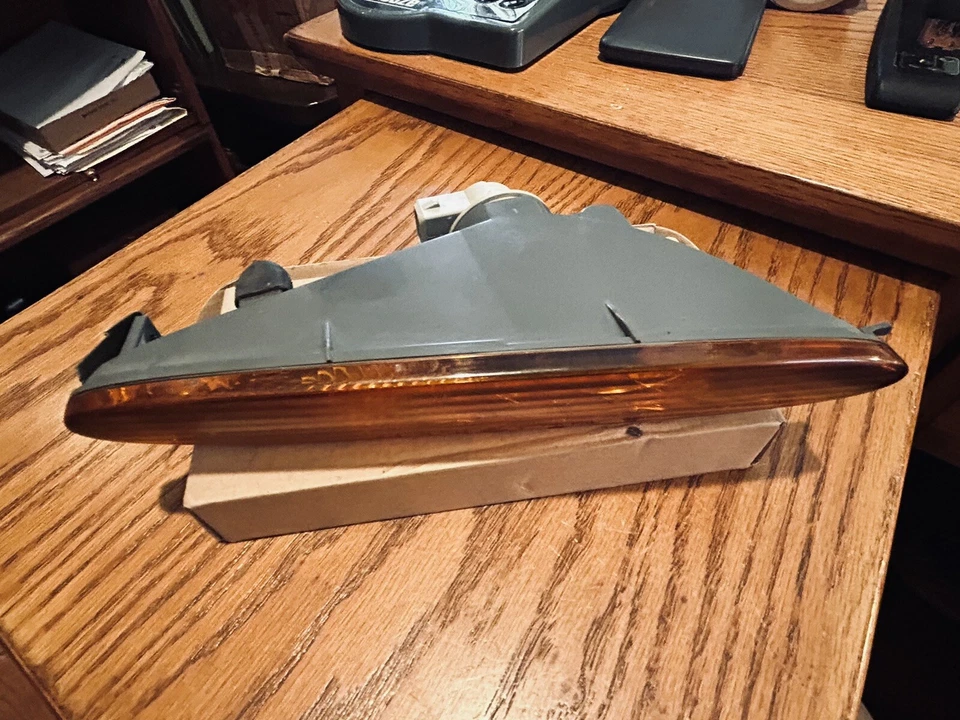 Luz de señal ámbar para parachoques delantero derecho Jaguar XJ8 1998-03 LNC 4800 AD Foto 4 de 4