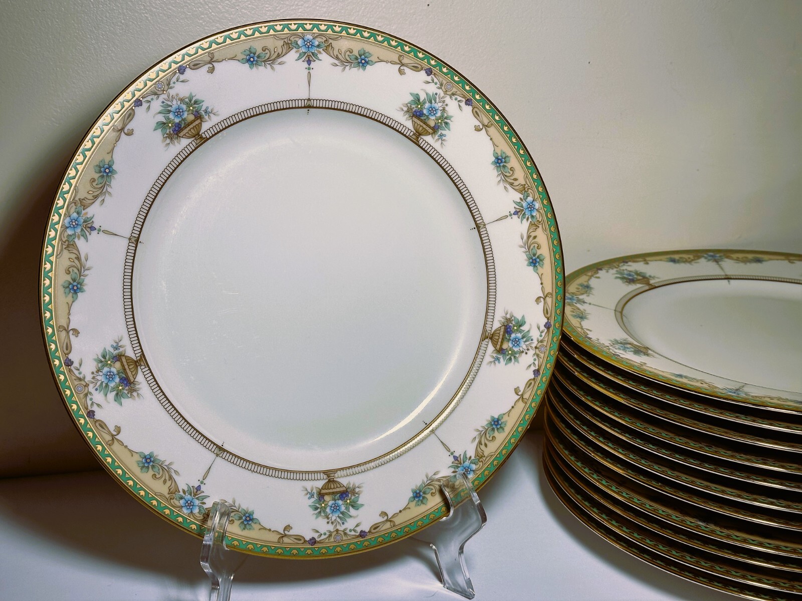 MIKASA "IMPERIAL BOUQUET" FINE CHINA 1998-2000 DINNER PLATE(S)  10 3/4" PRISTINE