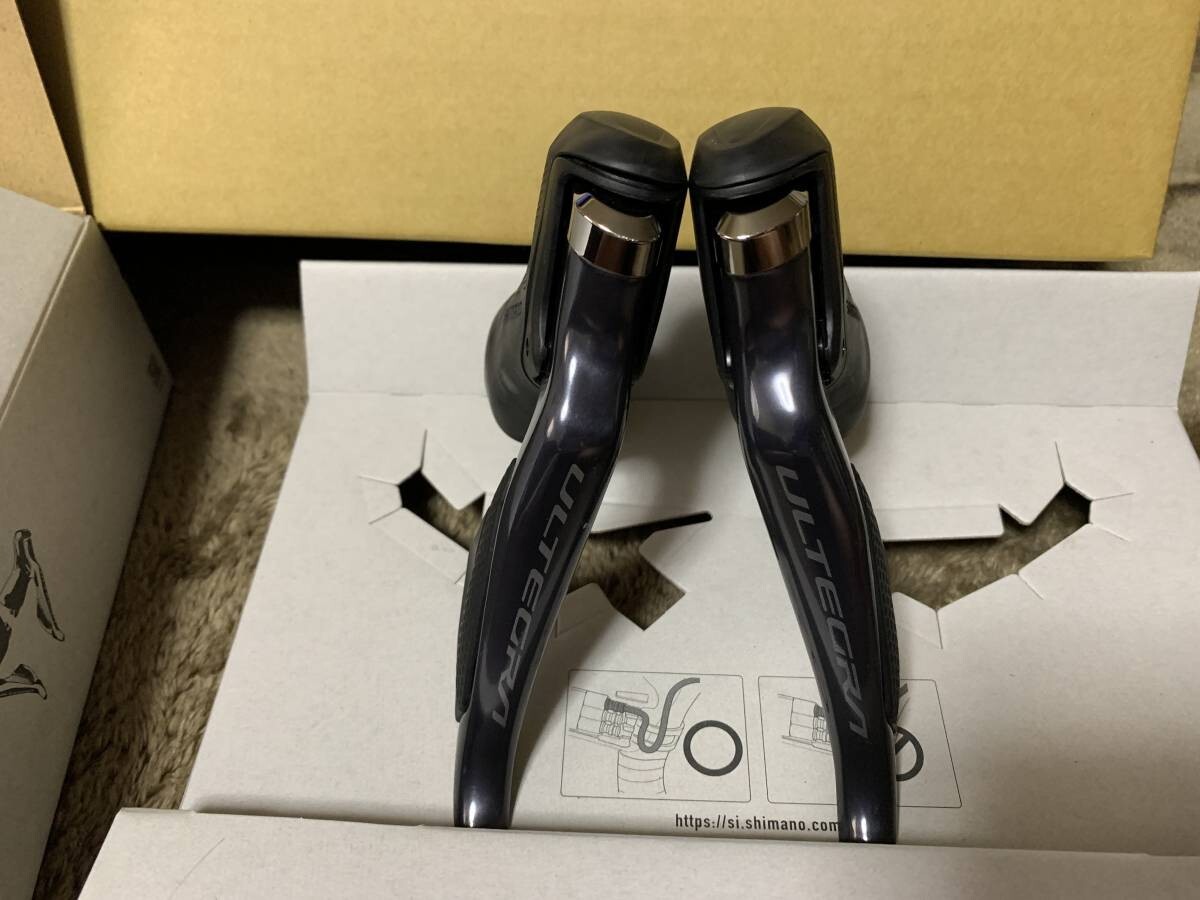 Shimano Ultegra Speed Shifter Set - Black (R8150) for sale Shimano Ultegra Speed Shifter Set - Black (R8150) for sale