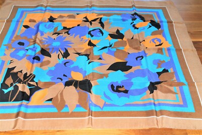Foulard En Soie 100% - Couleur Marron - Occasion - Accessoire élégant Femme