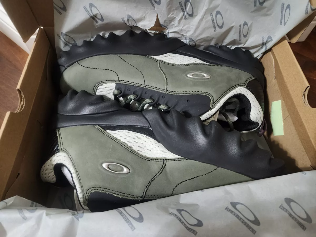 ☑️ Oakley x Brain Dead Factory Team Chop Saw Military Olive Nubuck Men's Size 12