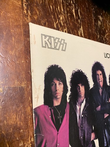 KISS Lick It Up Record Album 1983 Original Vintage - Bild 2 von 24