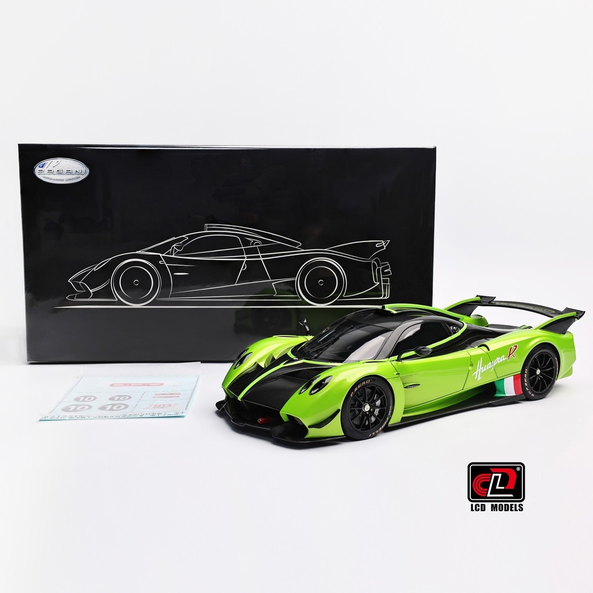LCDMODELS　1/18　ウアイラR 1/18 LCD Pagani Huayra R (Carbon Black) Diecast Car Model