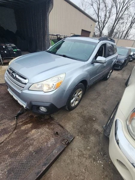 (LOCAL PICKUP ONLY) Windshield Glass With Rear View Camera Heated Fits 11-14 LEG — 第 3/4 张图片