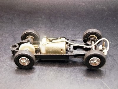 Elden 1/32 Slot Car Running Chassis