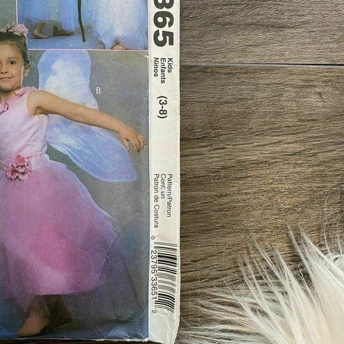 McCalls Halloween Pattern Child 3365 Size 3-8 Princess - Picture 4 of 4
