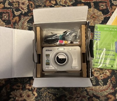 Nikon COOLPIX S30 10.1MP Digital Camera - White
