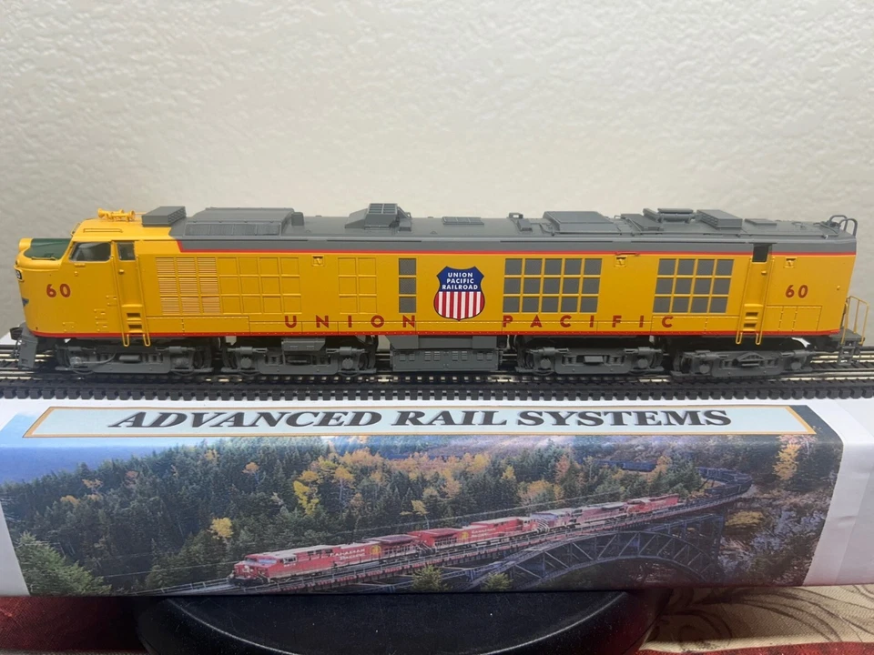 UNION PACIFIC - 1st GEN GAS TURBINE #60 LOCO - DC/DCC plug - HO Scale - NEW - Image 4 of 4