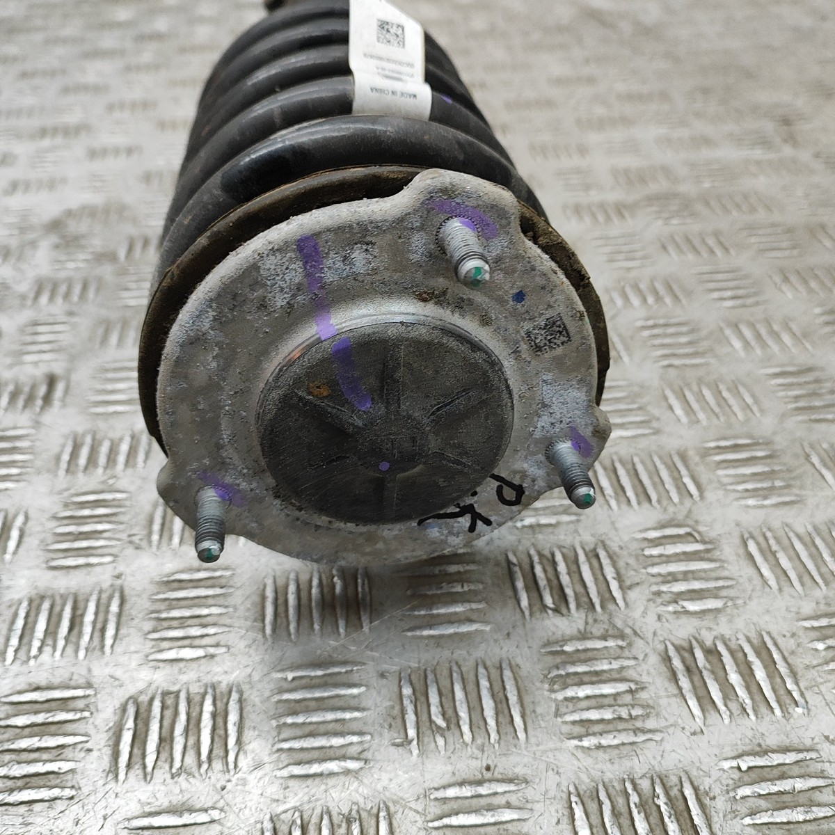 TESLA MODEL Y Front Left Shock Absorber 1188365-00-B Electricity 