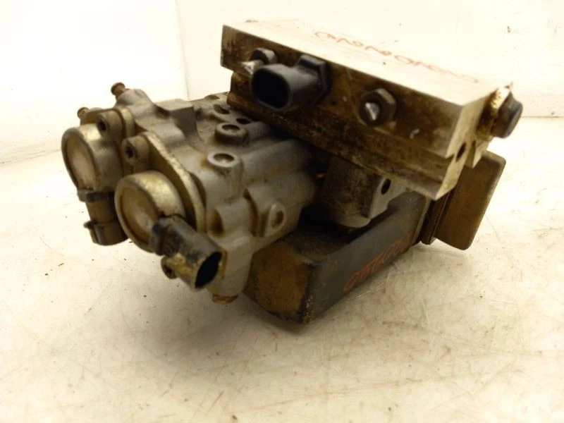 Антиблокировочная тормозная деталь в сборе без контроля тяги 93-97 Chevy Camaro 1806080 - Изображение 3 из 4