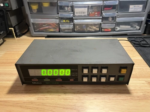 Mitutoyo SD-D2E (572-031) - Digimatic Digital Scale Display DRO (SN 003044)