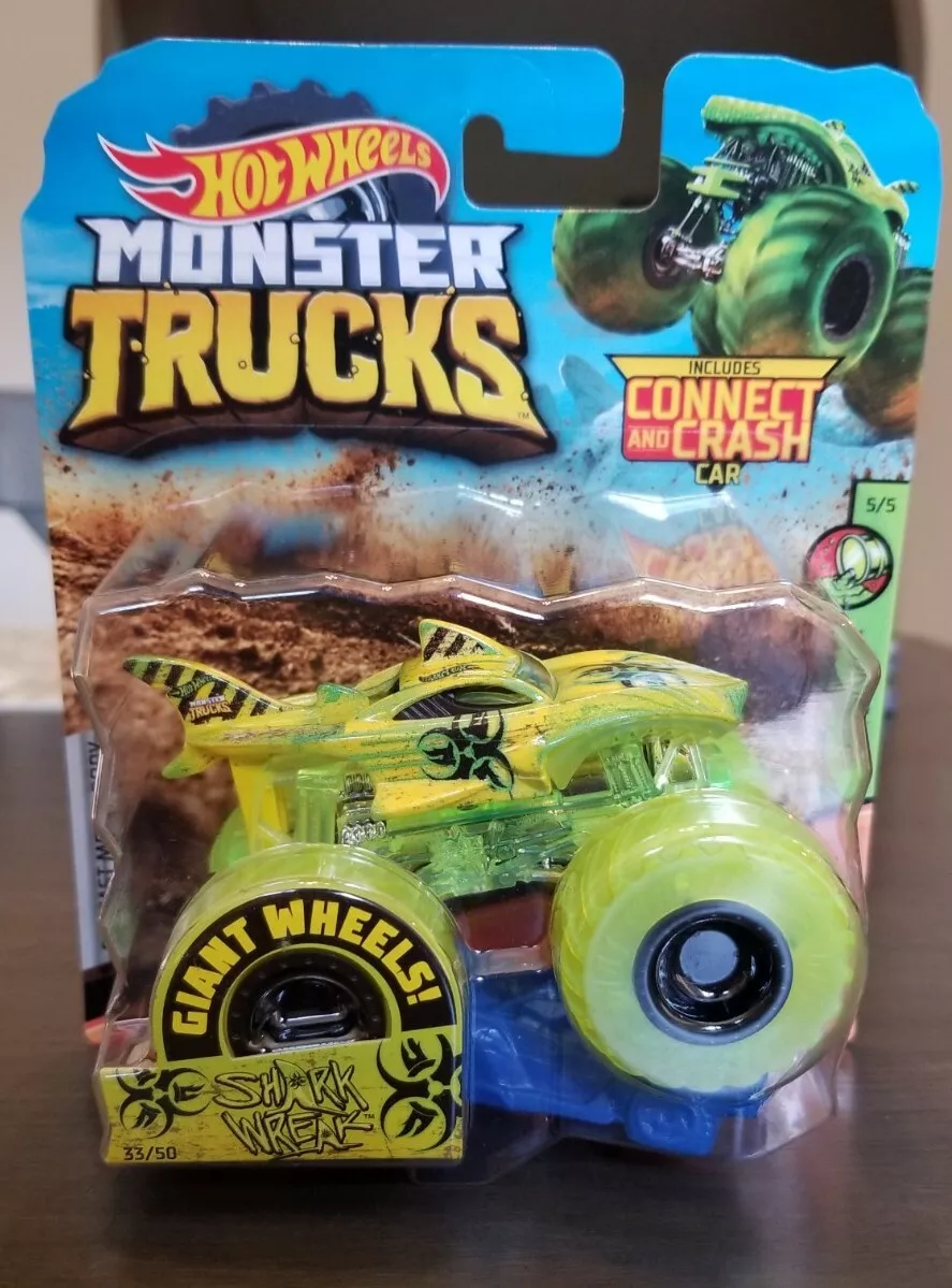 Hot Wheels Monster Trucks Oversized Shark Wreak Diecast Car